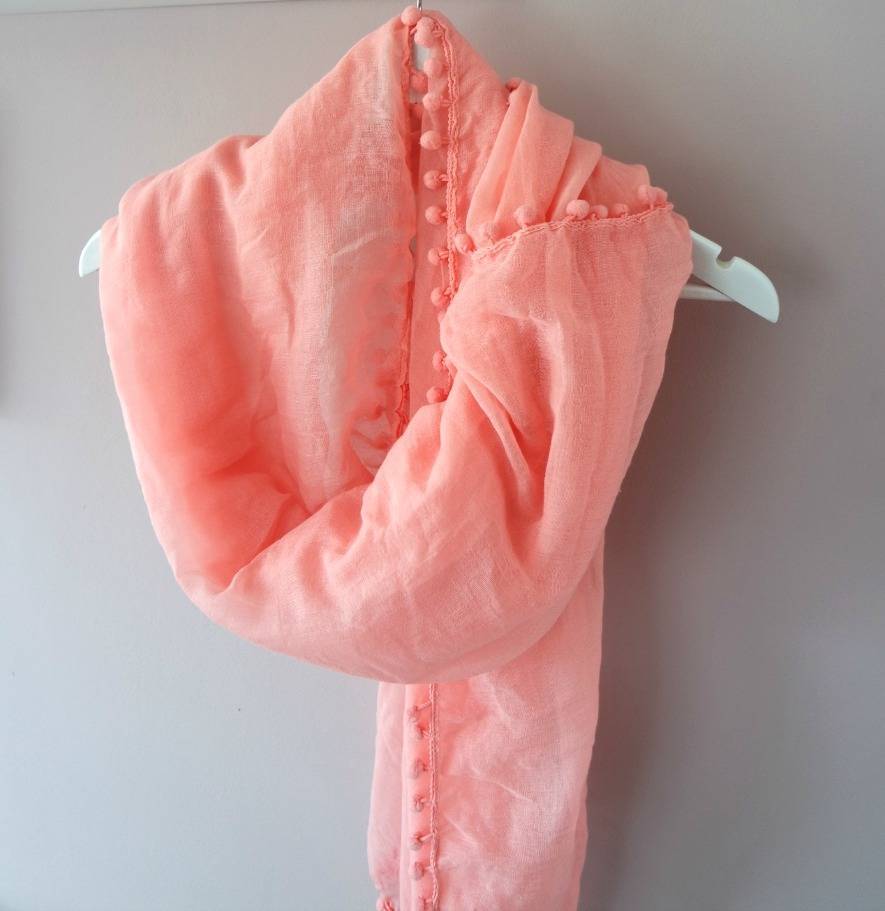 Sjaal Primark | Shoplog april