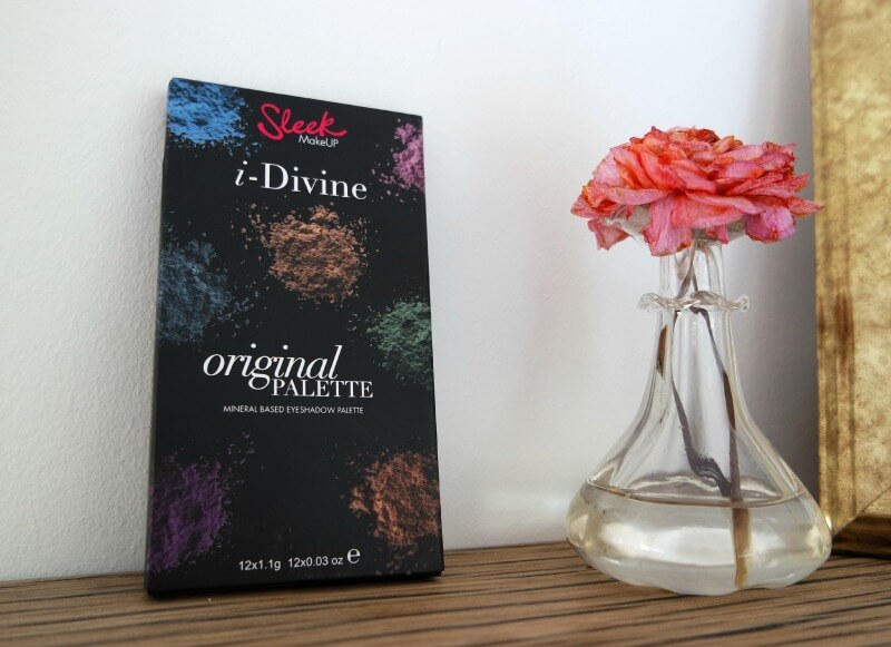 Review sleek palette