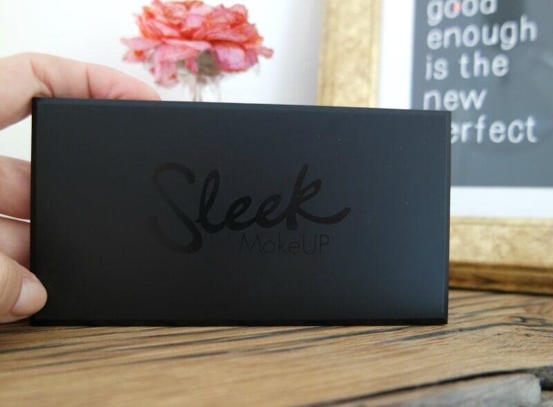 Review sleek palette