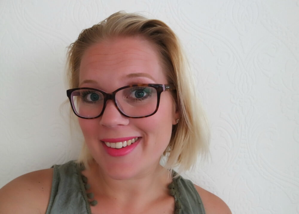 Lipstick Chanel 426 Roussy | Rouge Coco