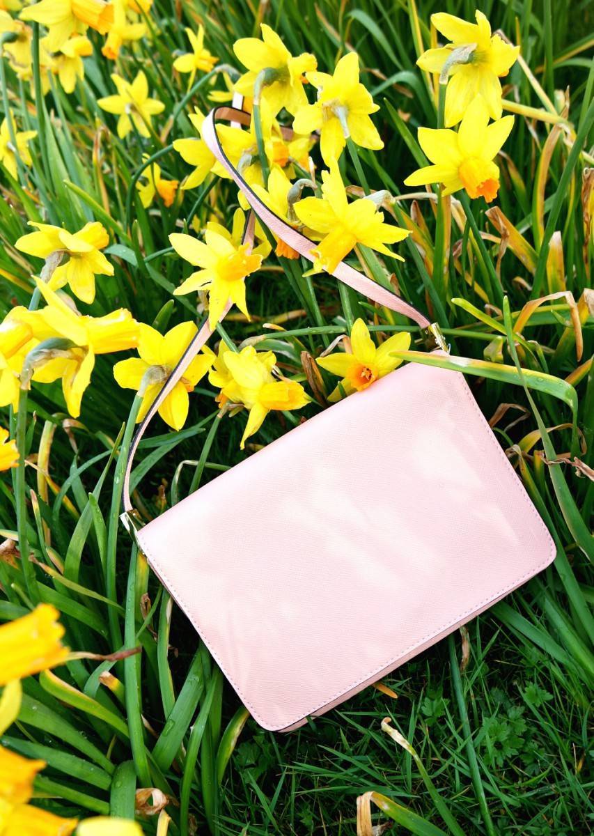 Outfit: Just don't care, voorjaarsvrolijkheid