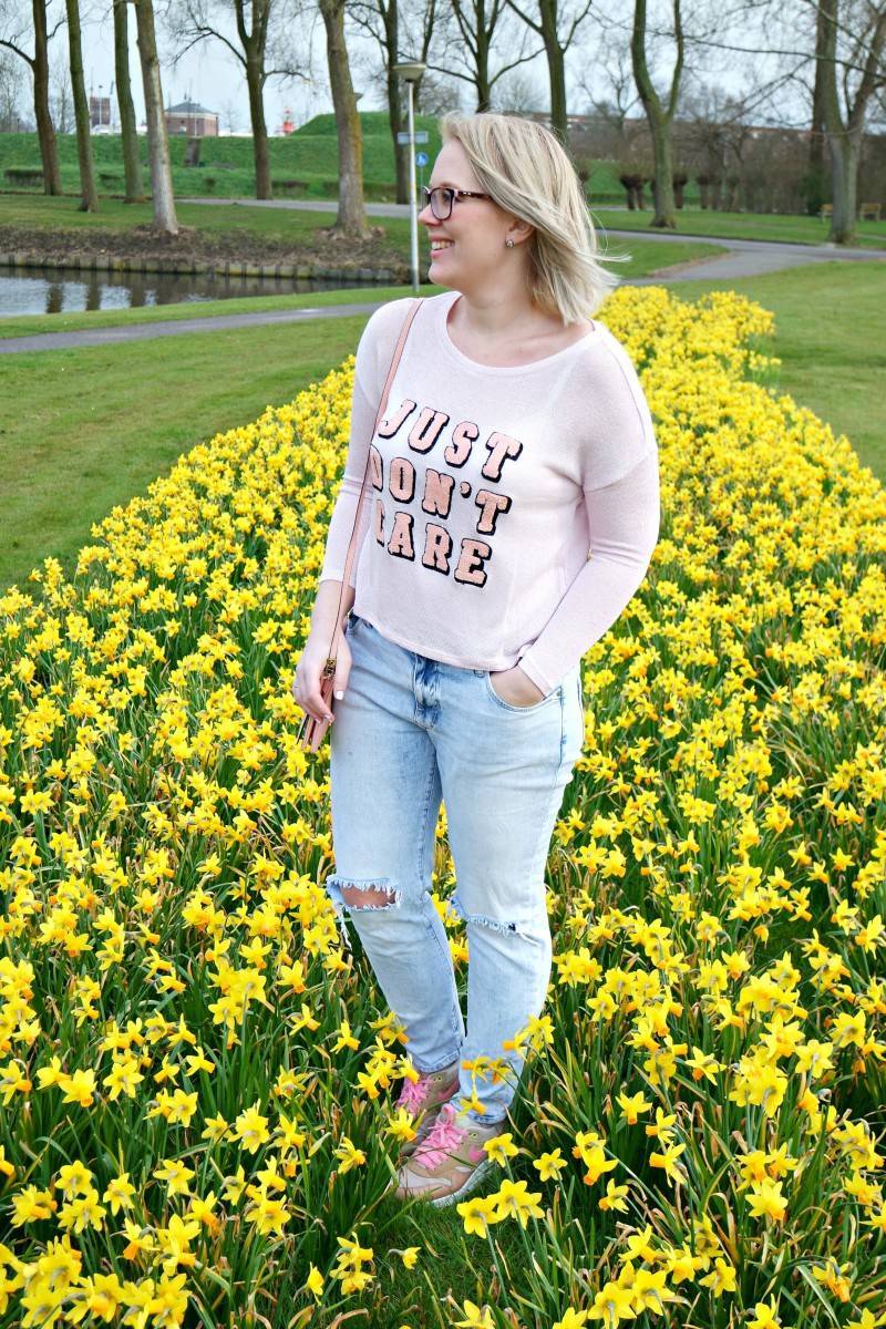 Outfit: Just don't care