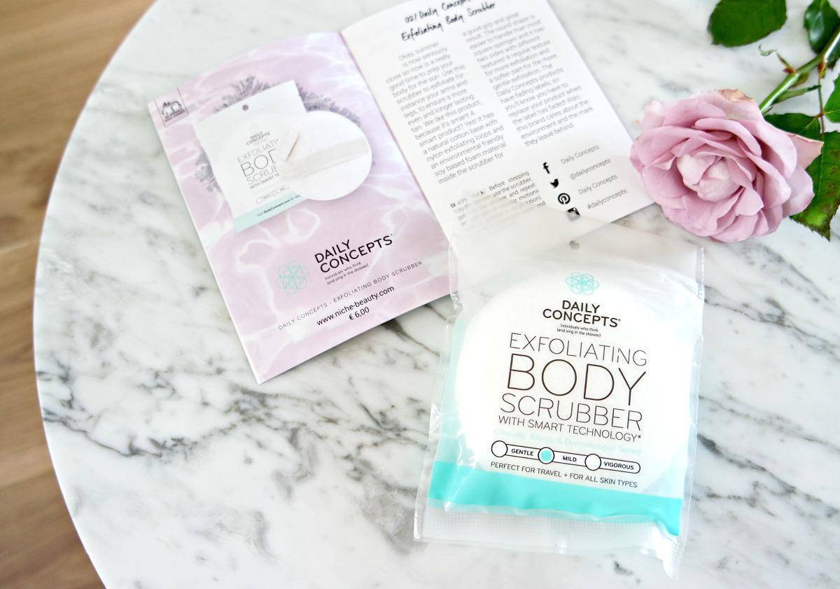 Daily concepts | Exfoliating body scrubber 