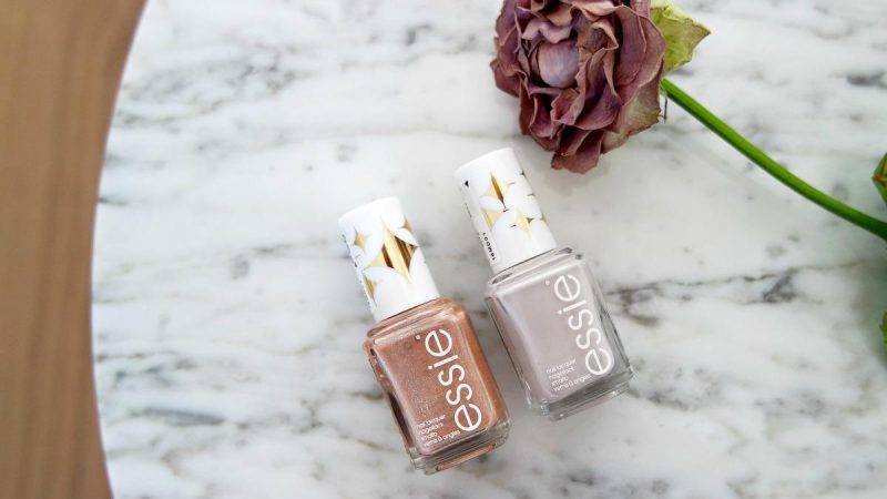 Review Essie Retro Revival collectie | Essie Sequin Sash & Essie Cabana Boy