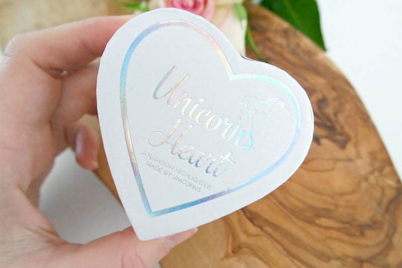 Review | Unicorn Highlighter van I Heart Makeup + WIN