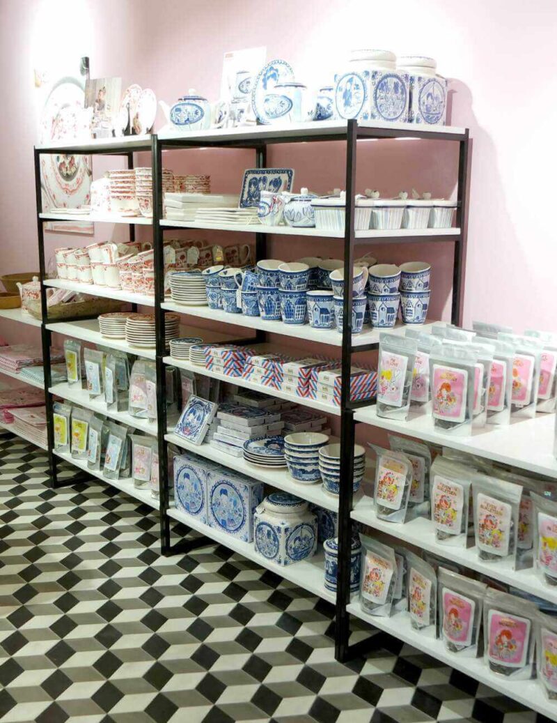 Cafe Blond Amsterdam Shop 1