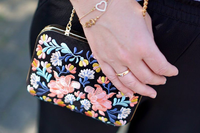 Outfit | Off shoulder top and flowy pants